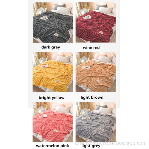 Thick 300 gsm customization color Reversible 3D Flannel Fleece throw bedroom blanket